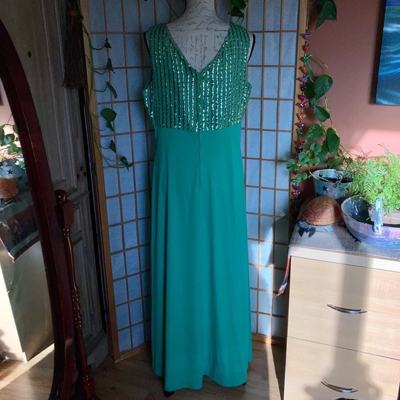 Vintage 60s Green Capelet Sequin Gown ILGWU Union Made Dress - Picture 8 of 15